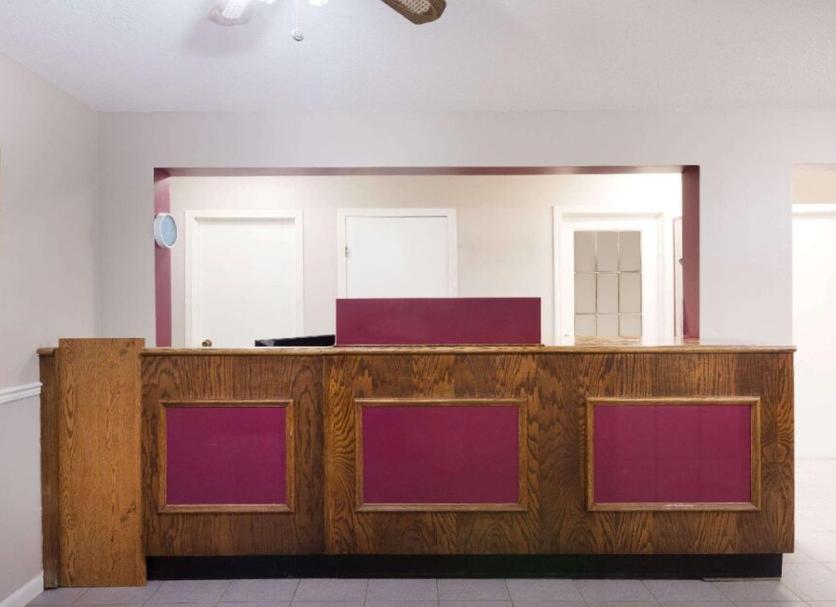 Front desk Photo