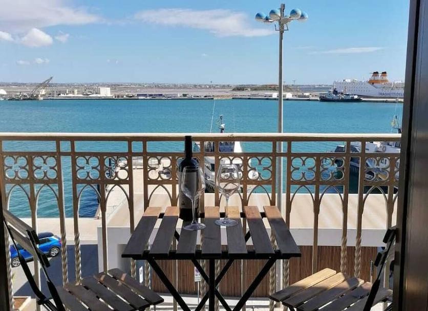 Balcony Photo