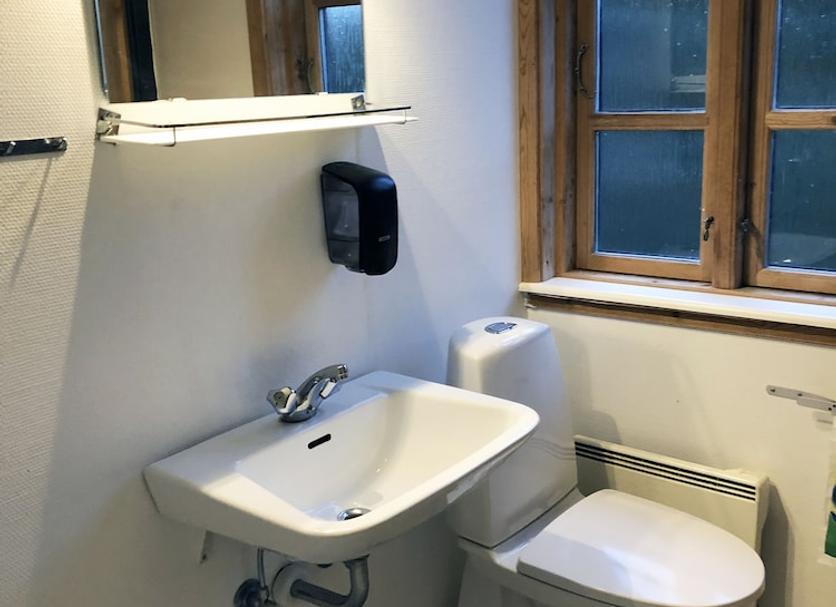 Bathroom Photo
