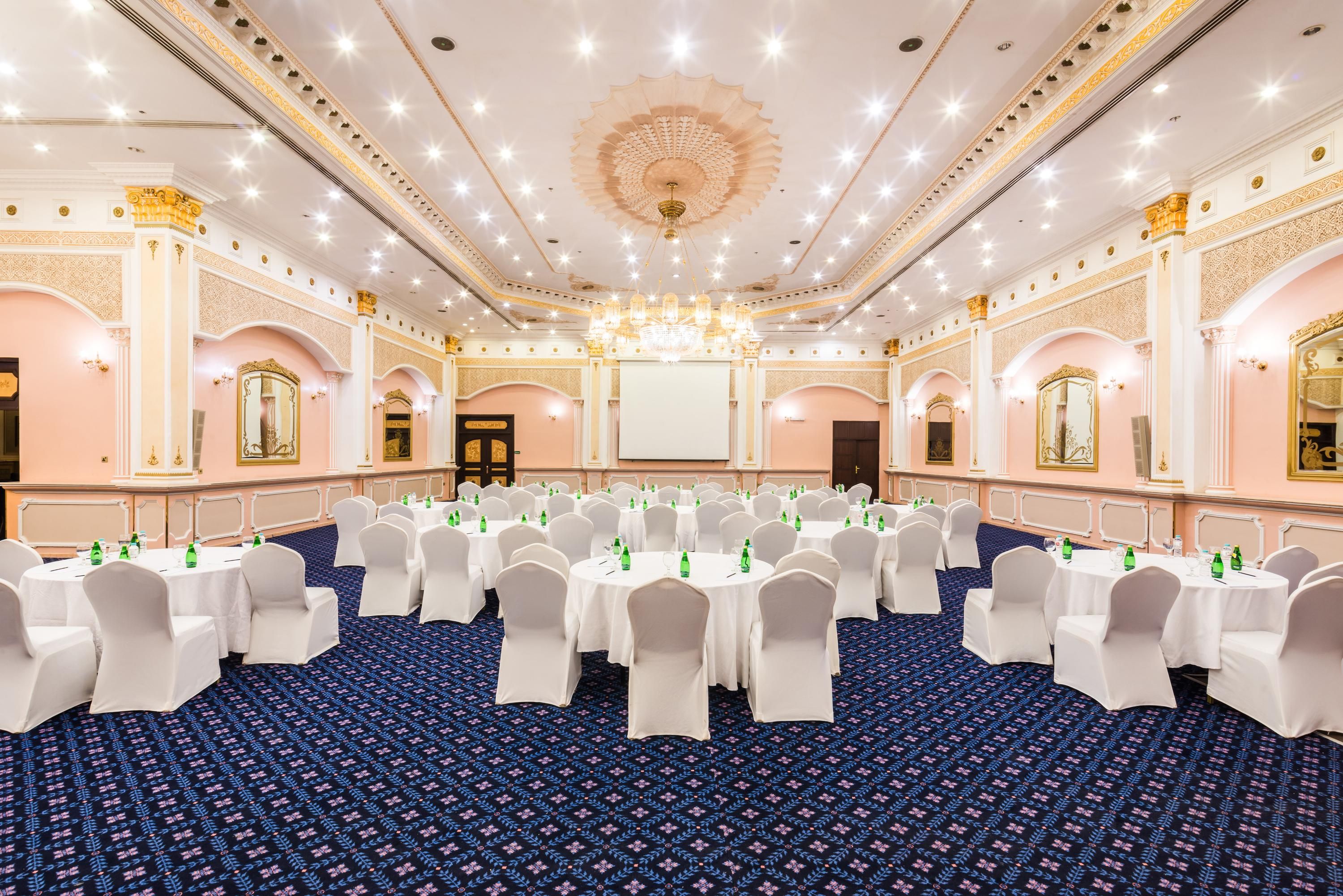 Banquet hall