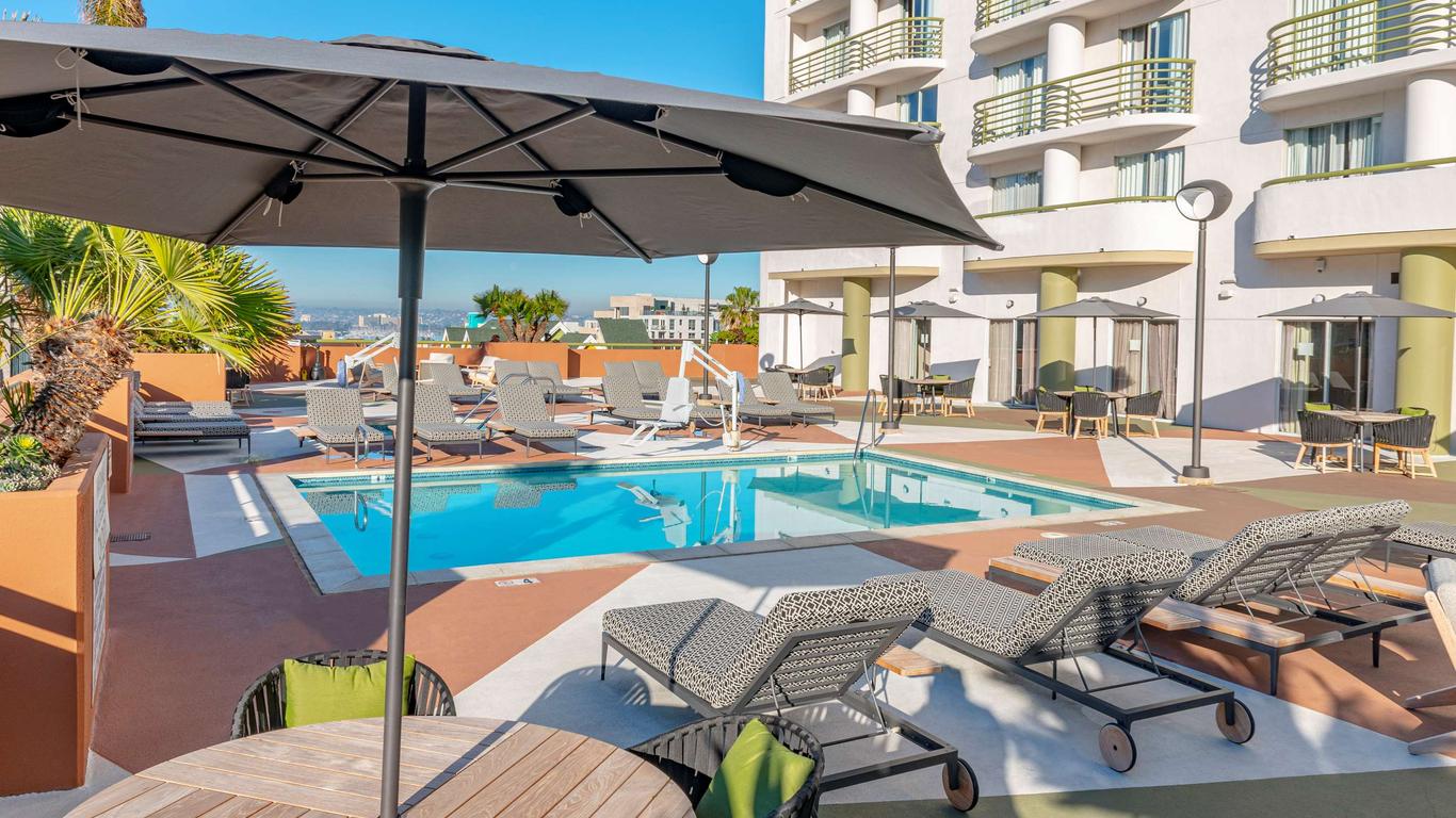 DoubleTree by Hilton San Diego Downtown