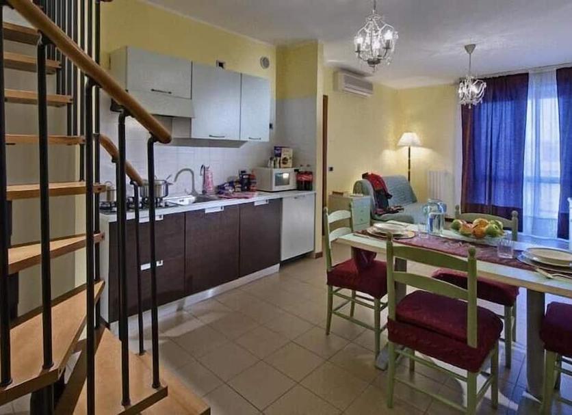 Kitchen Photo