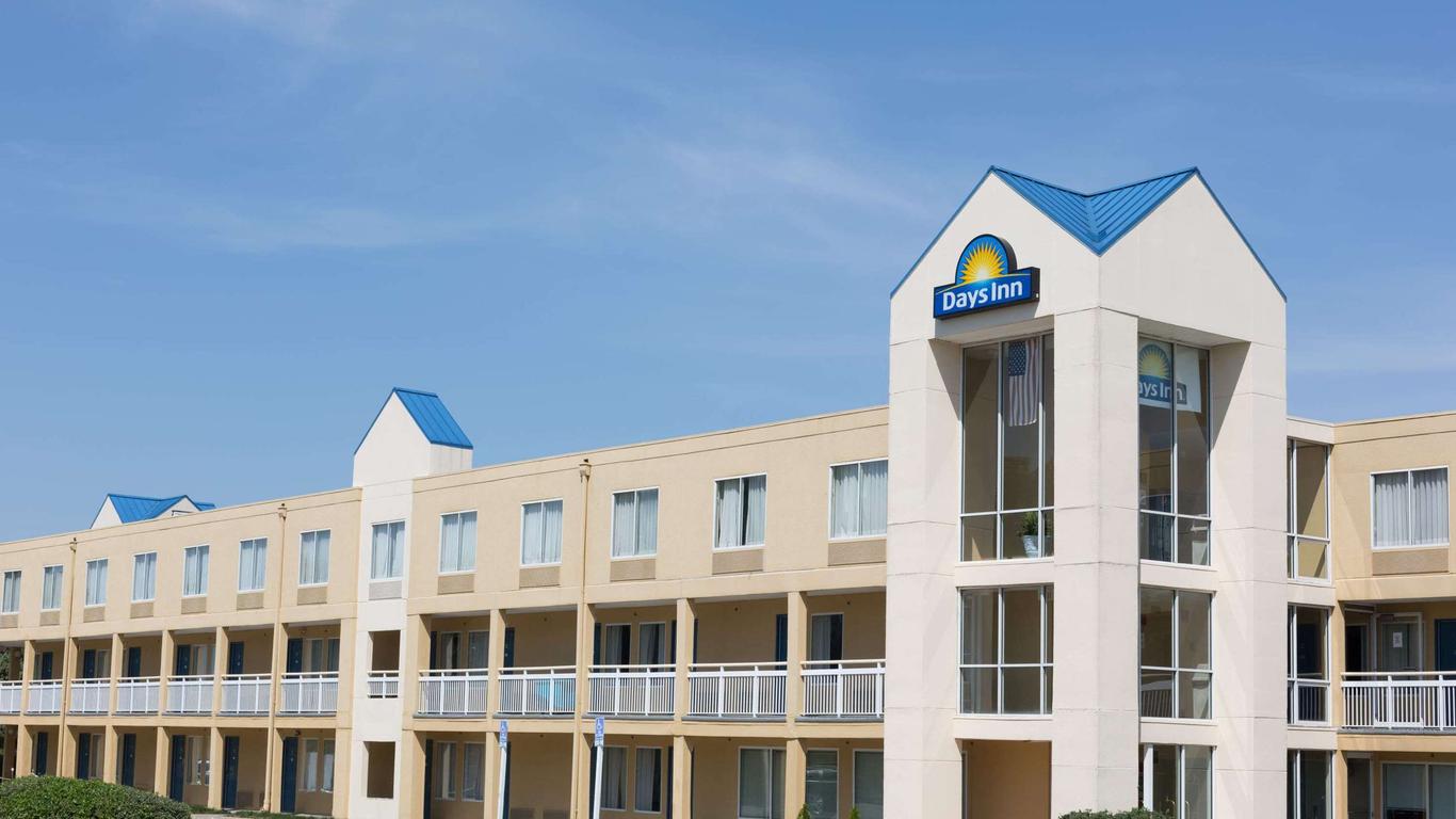 Days Inn by Wyndham West Des Moines / Clive