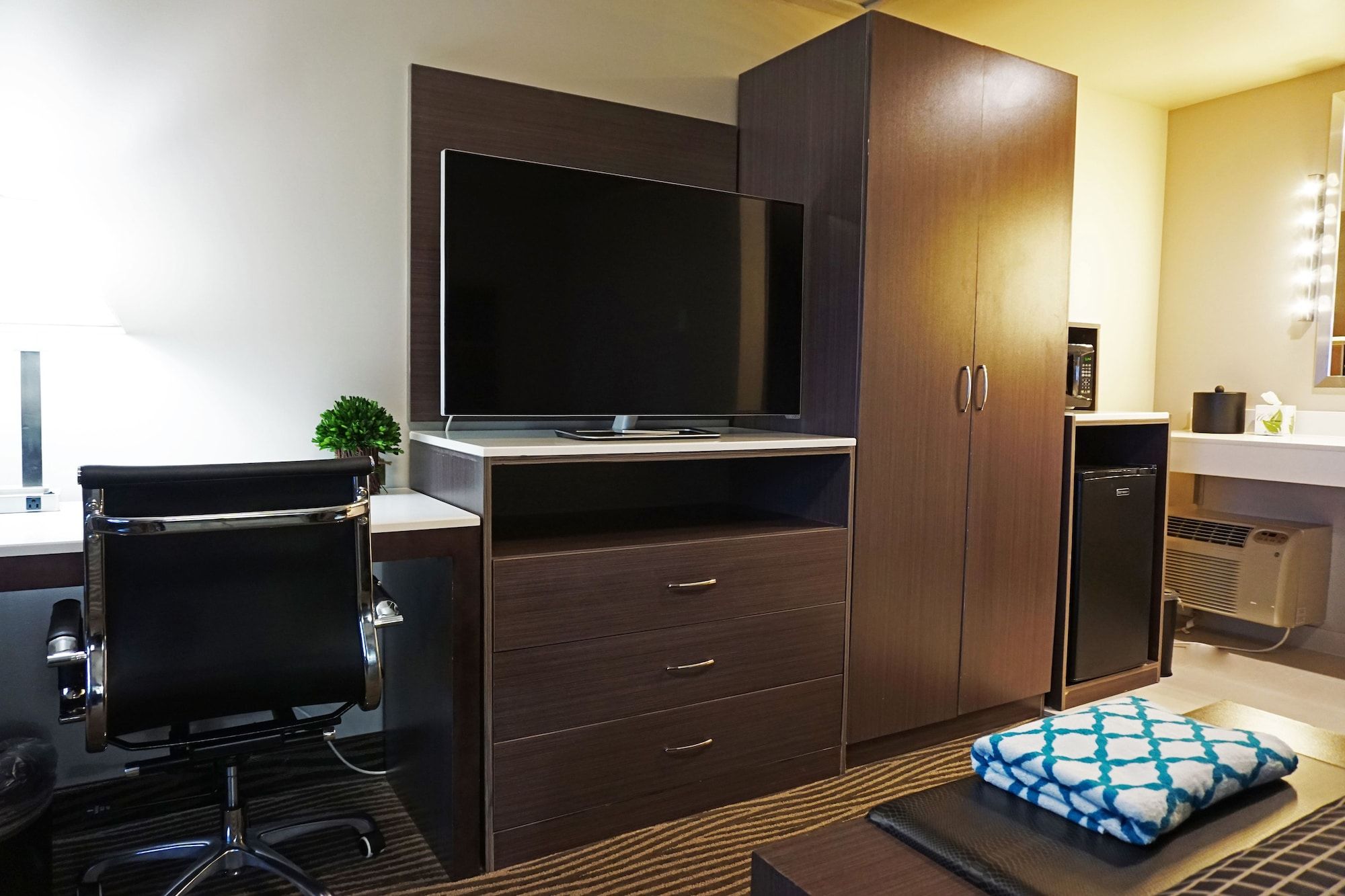 Room amenity