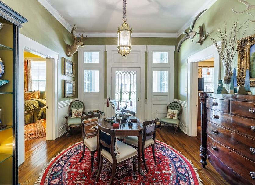 Dining room Photo