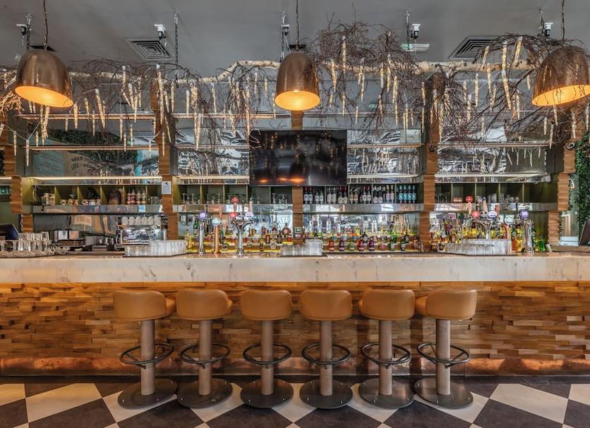 Bar Photo