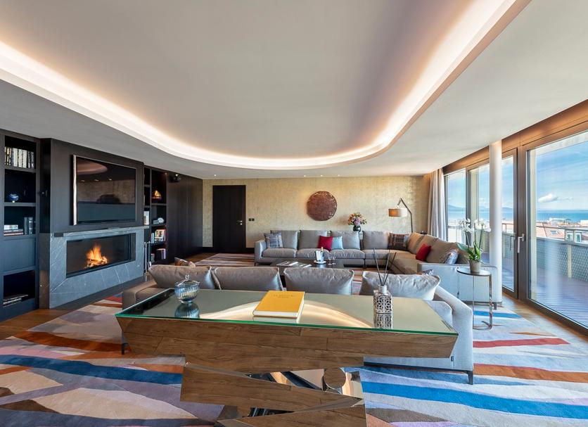 Living room Photo