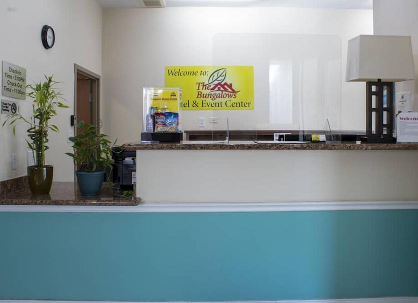 Front desk Photo