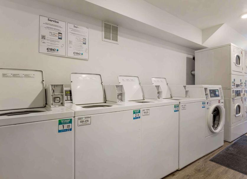 Laundry facility Photo