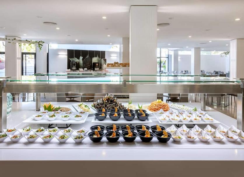 Buffet Photo