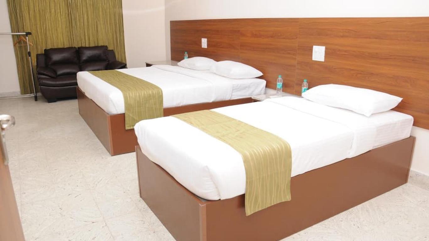 Sreeparthi Hotel