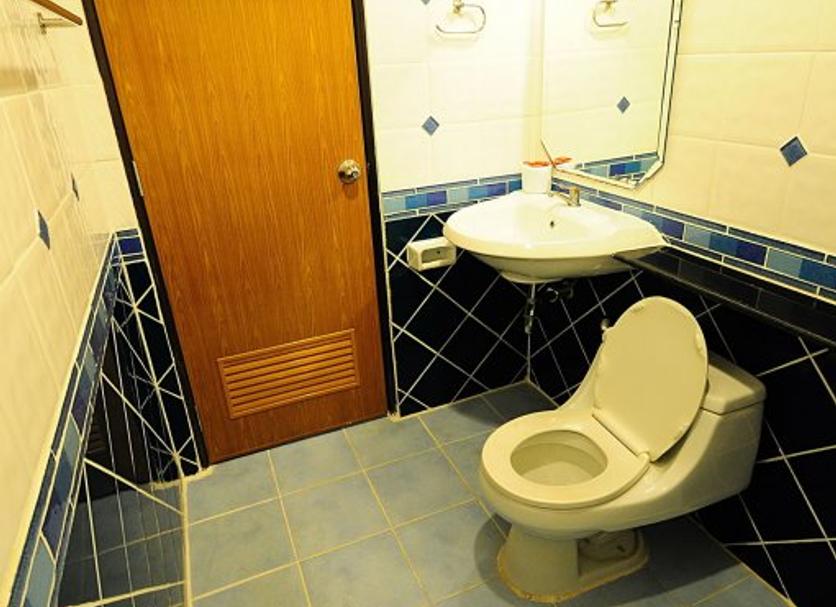Bathroom Photo
