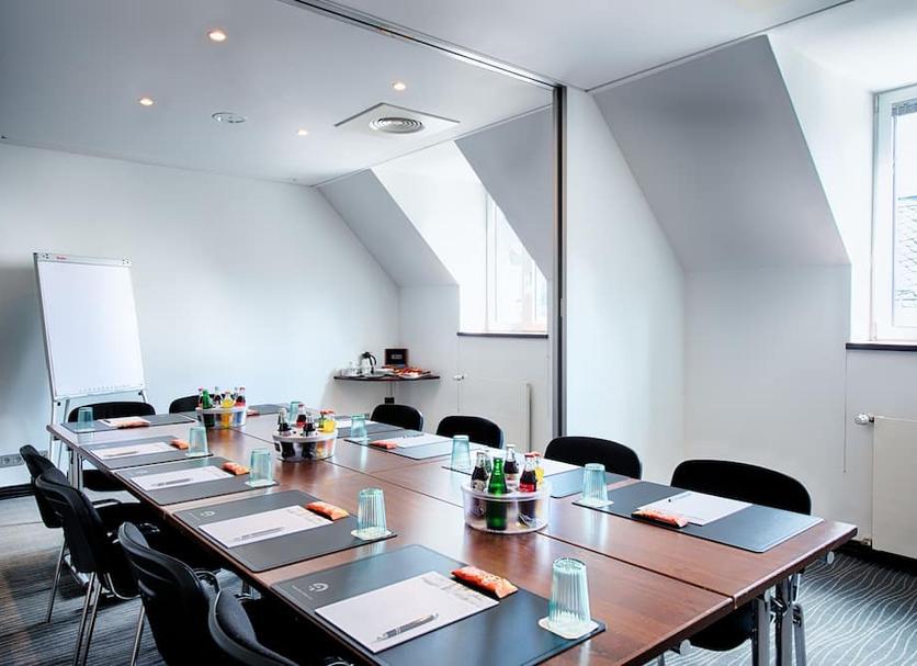 Conference room Photo