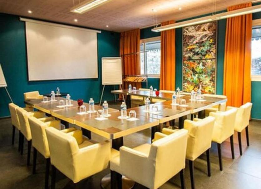 Conference room Photo