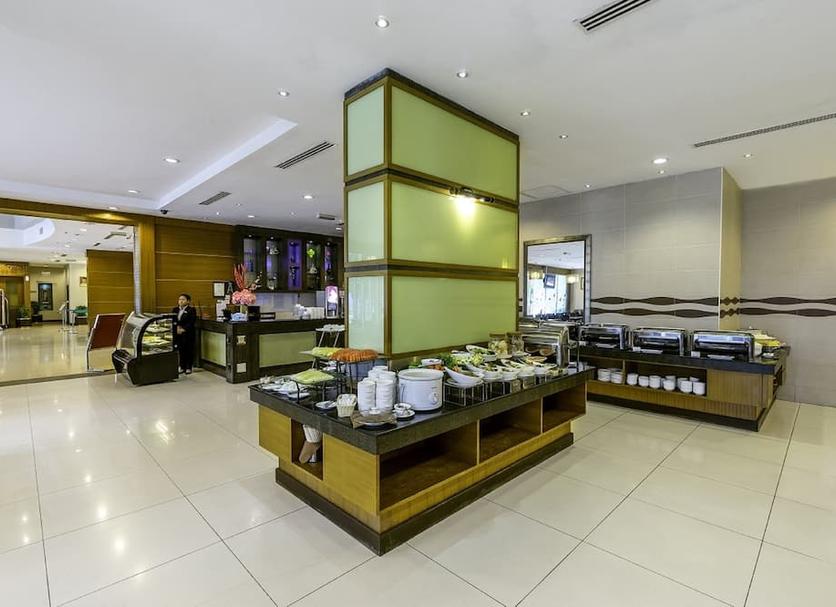 Buffet Photo
