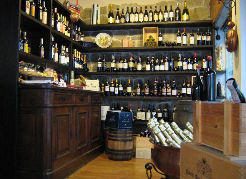Bar Photo