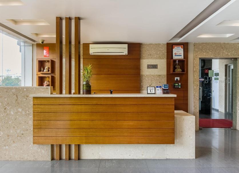Front desk Photo