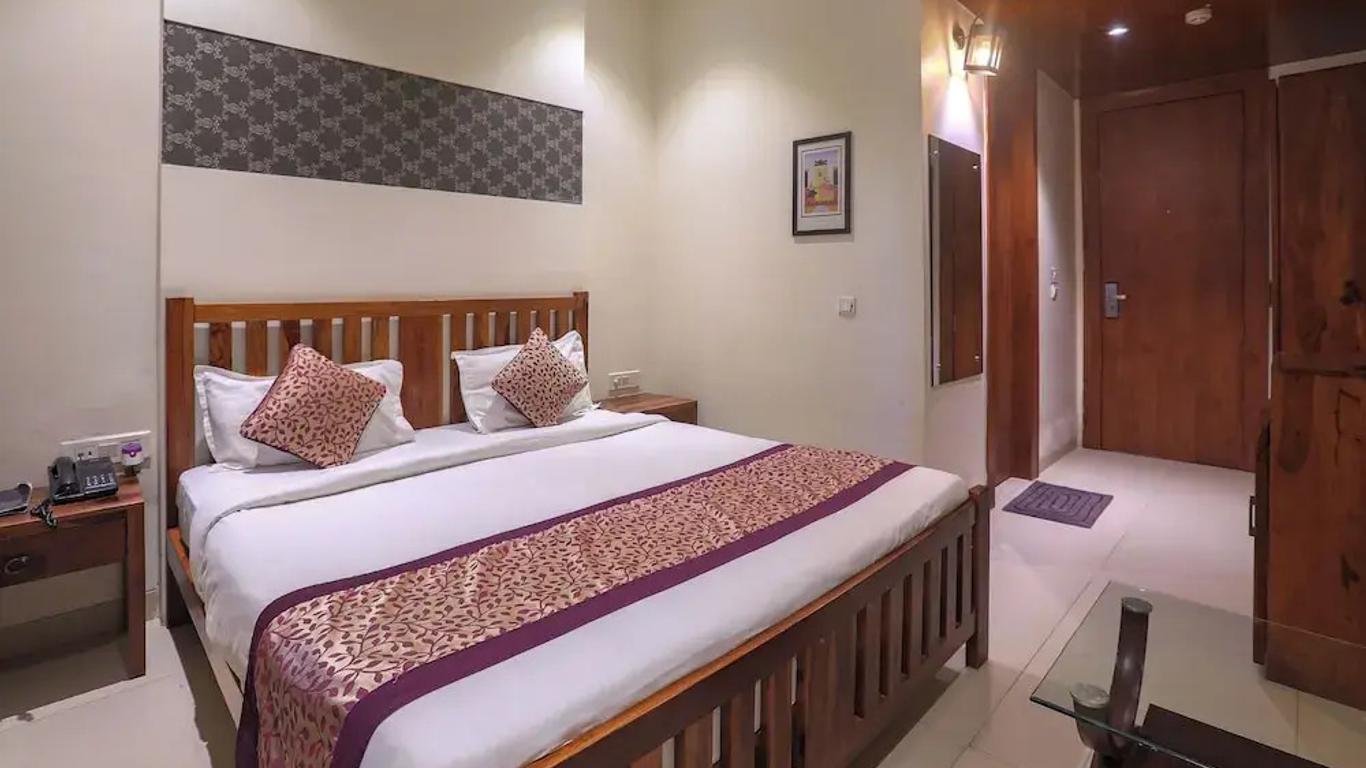 The Vrindwoods Hotel