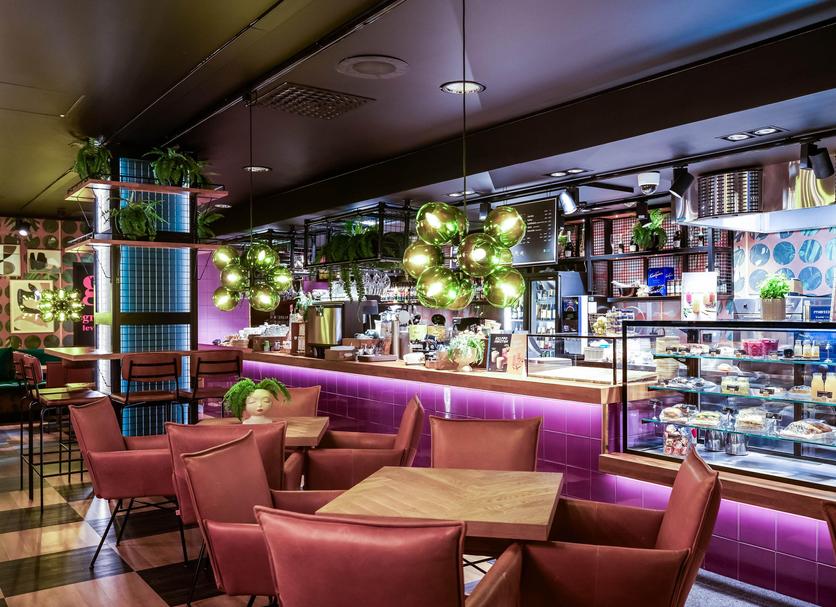 Restaurant Photo