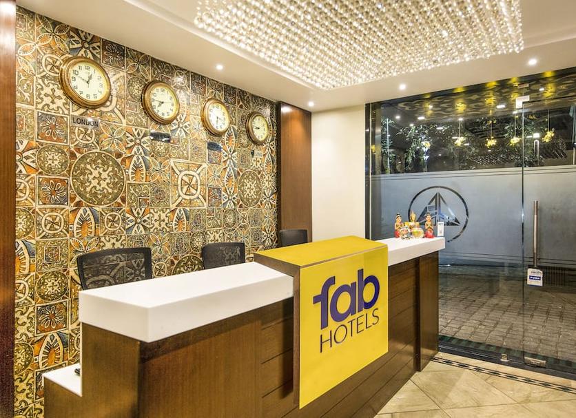 Front desk Photo