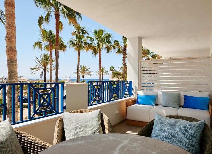 Balcony Photo
