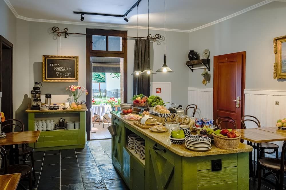 Dining room Photo