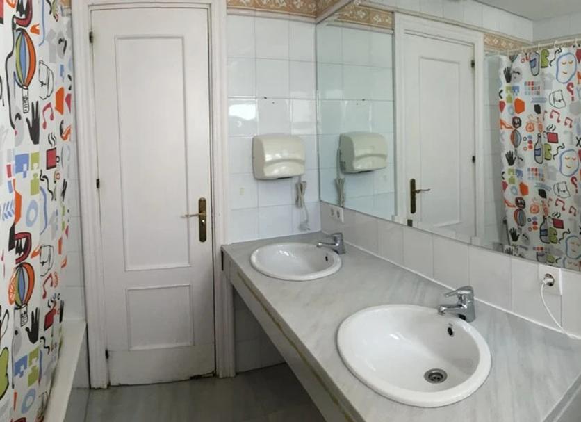 Bathroom Photo