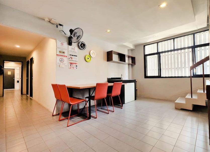 Dining room Photo