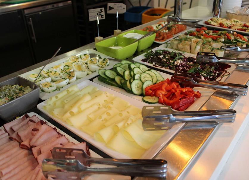 Buffet Photo