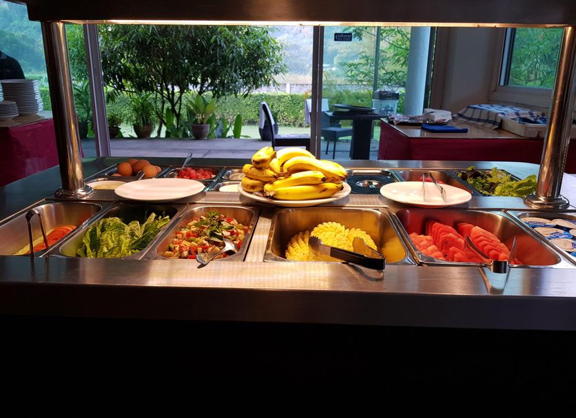 Buffet Photo