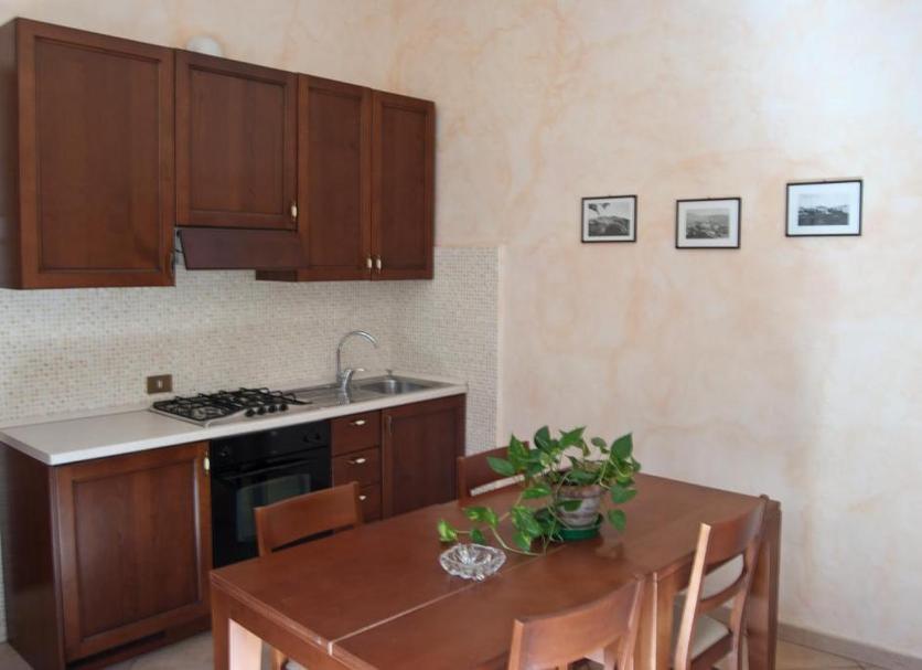 Kitchen Photo