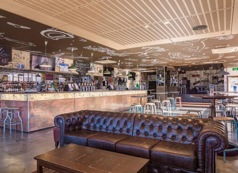 Bar Photo