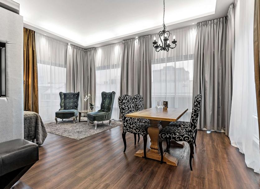 Dining room Photo
