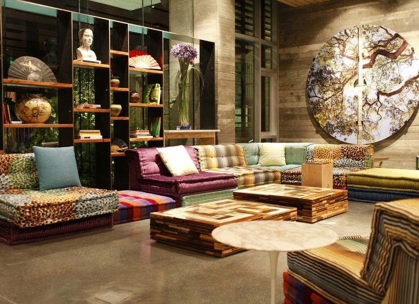 Lounge Photo