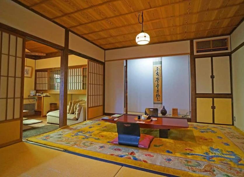 Dining room Photo