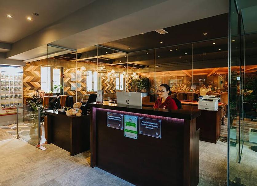 Front desk Photo