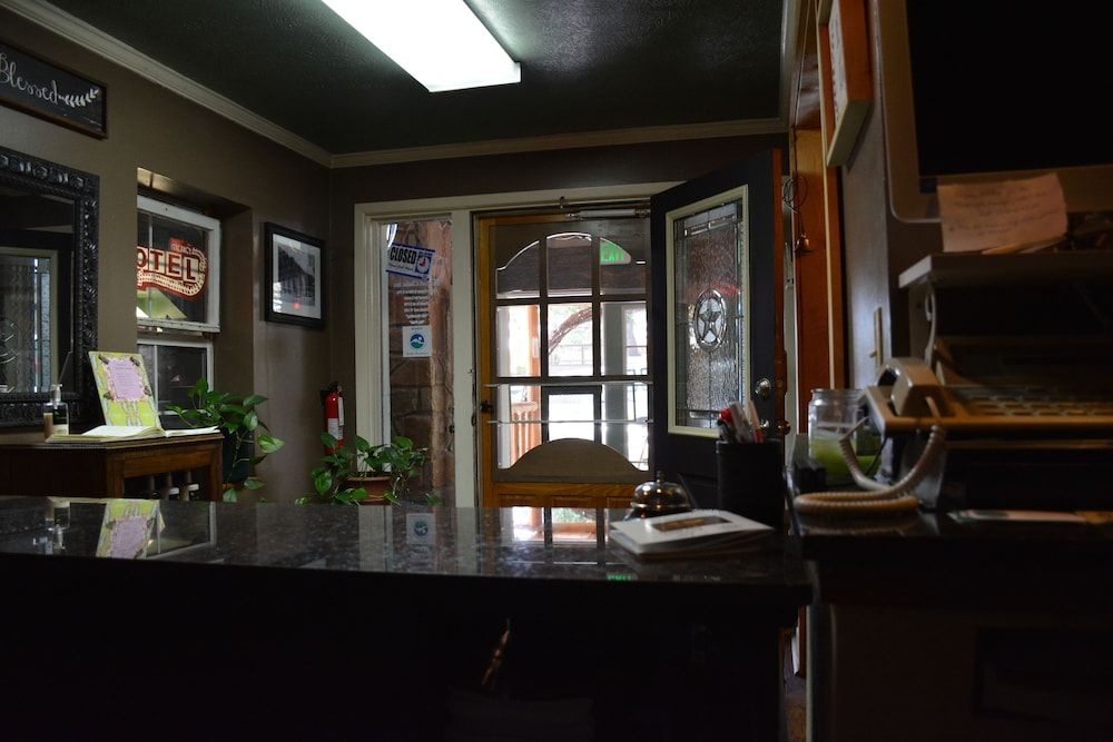 Front desk Photo