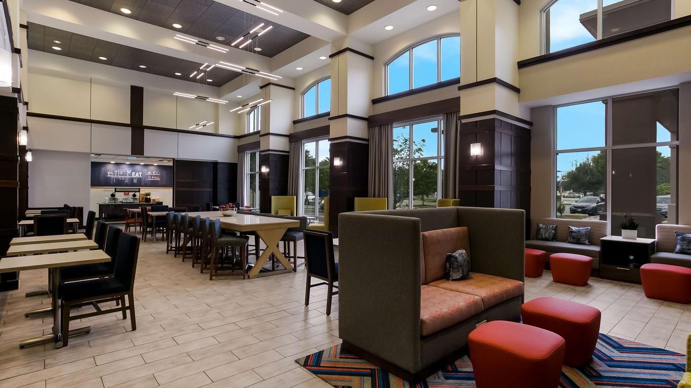 Hampton Inn & Suites Wilmington Christiana