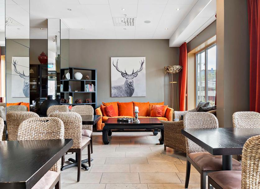 Lounge Photo