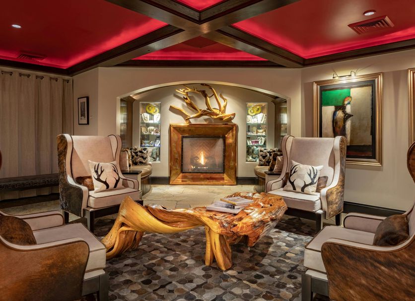 Lounge Photo