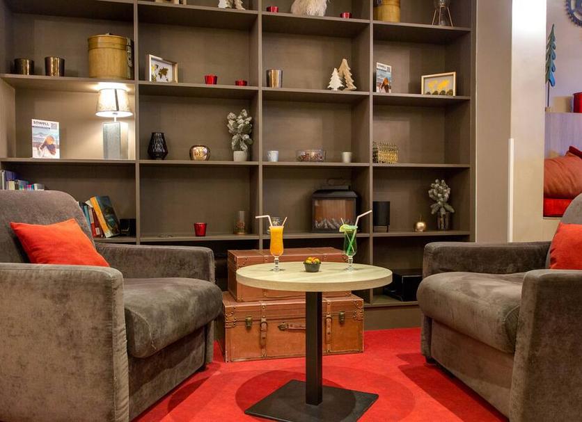 Lounge Photo
