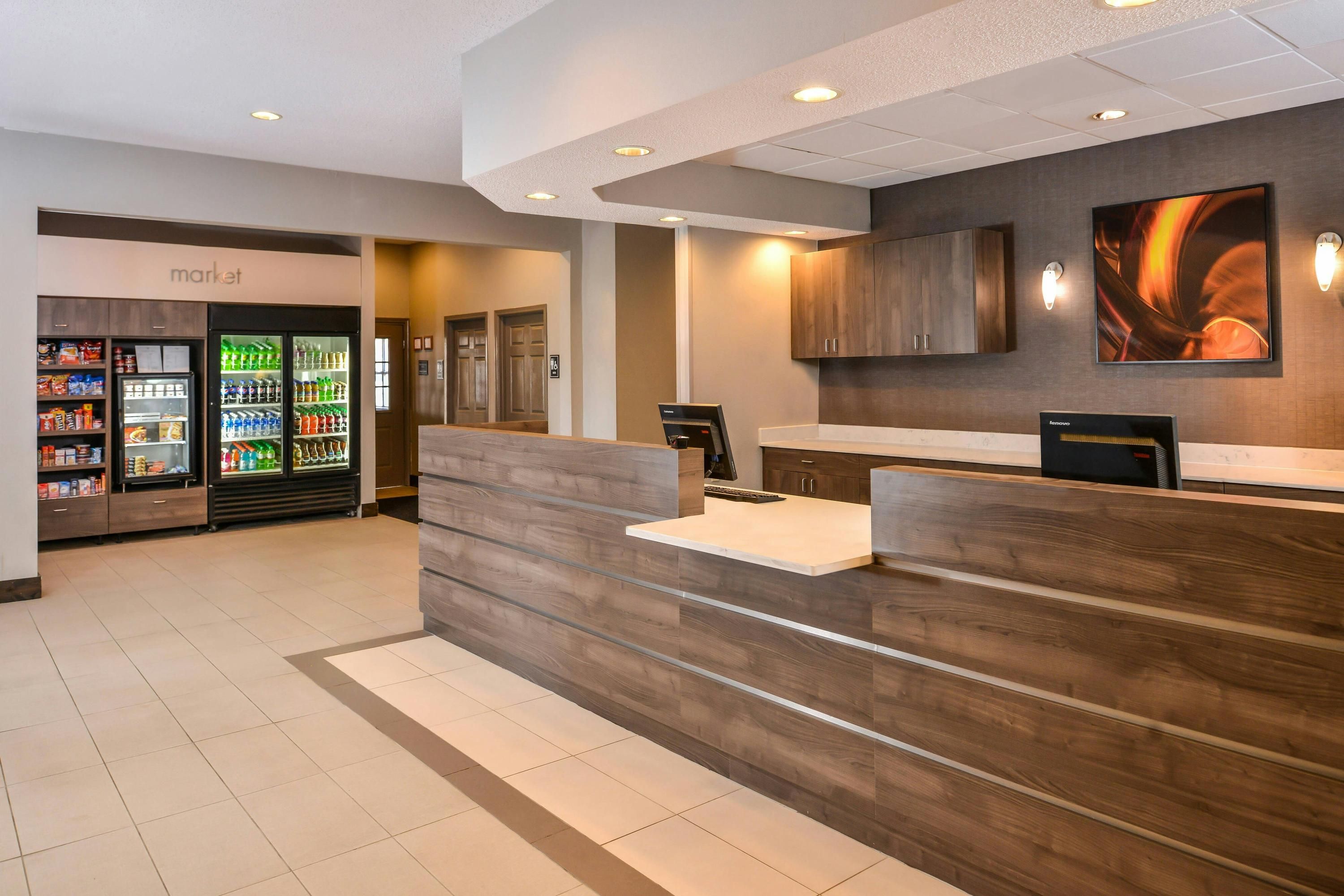 Front desk Photo
