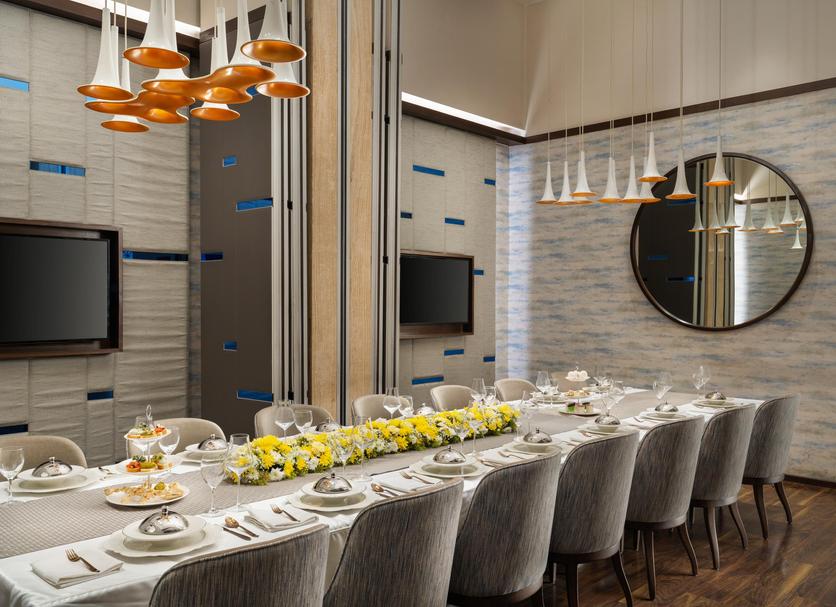 Dining room Photo