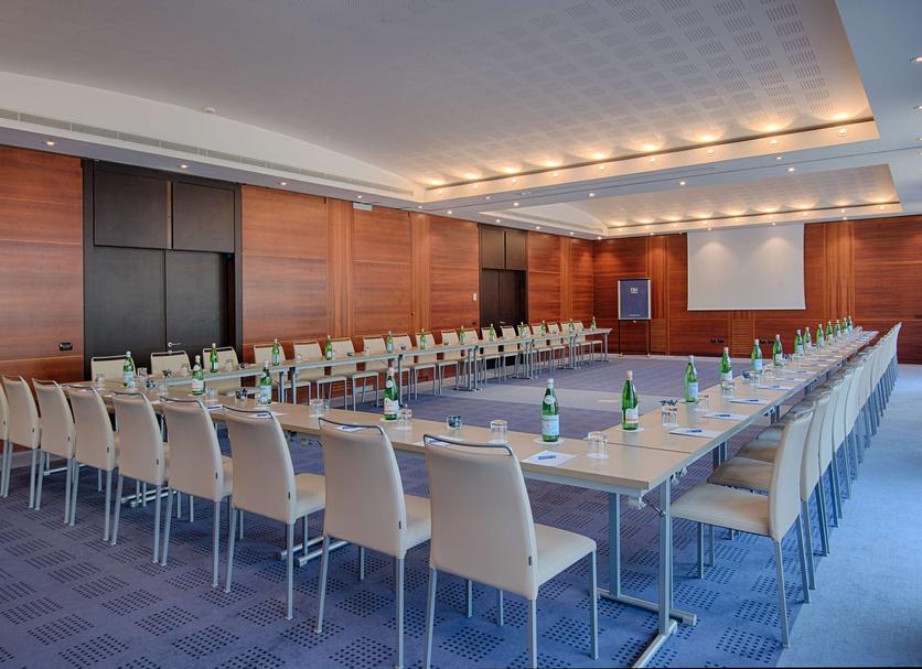 Conference room Photo
