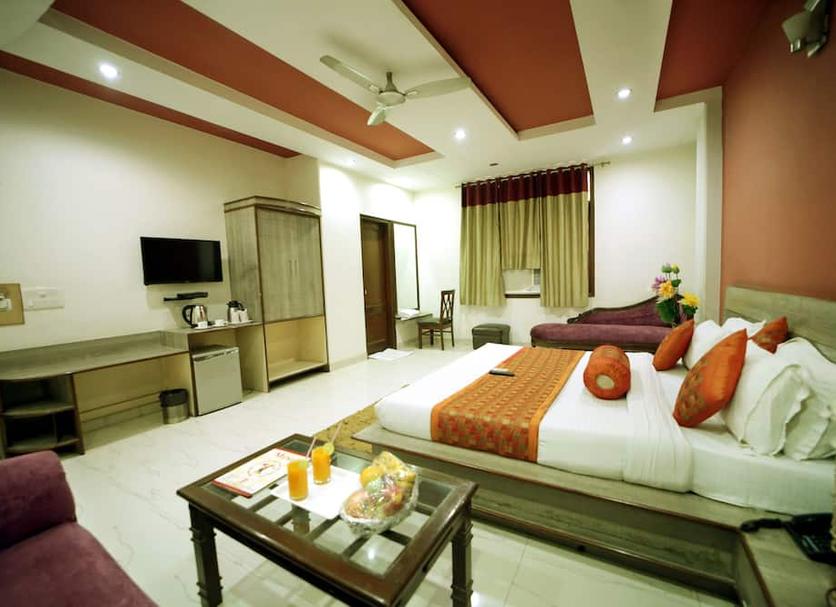 Bedroom Photo
