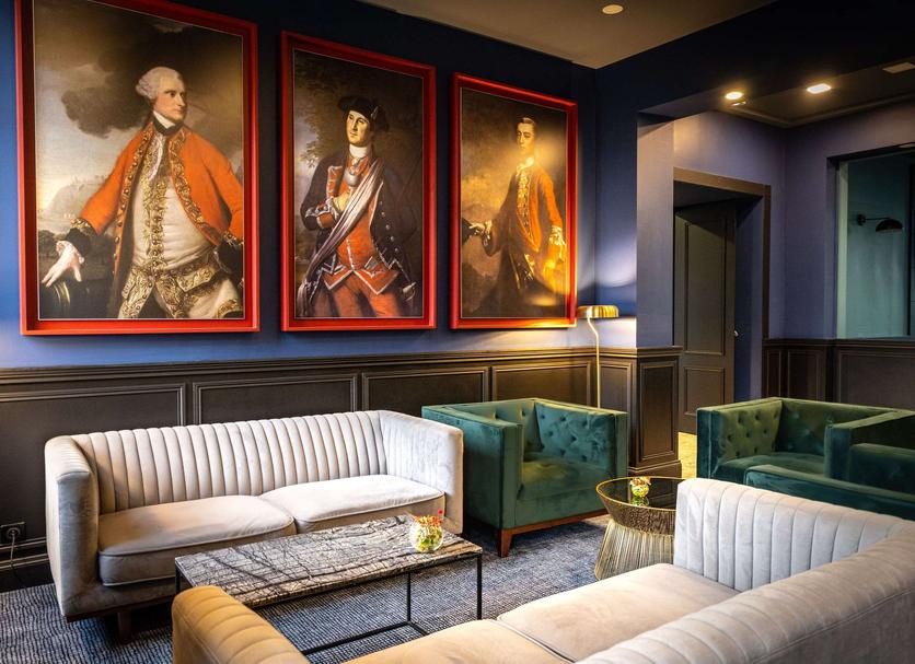 Lounge Photo