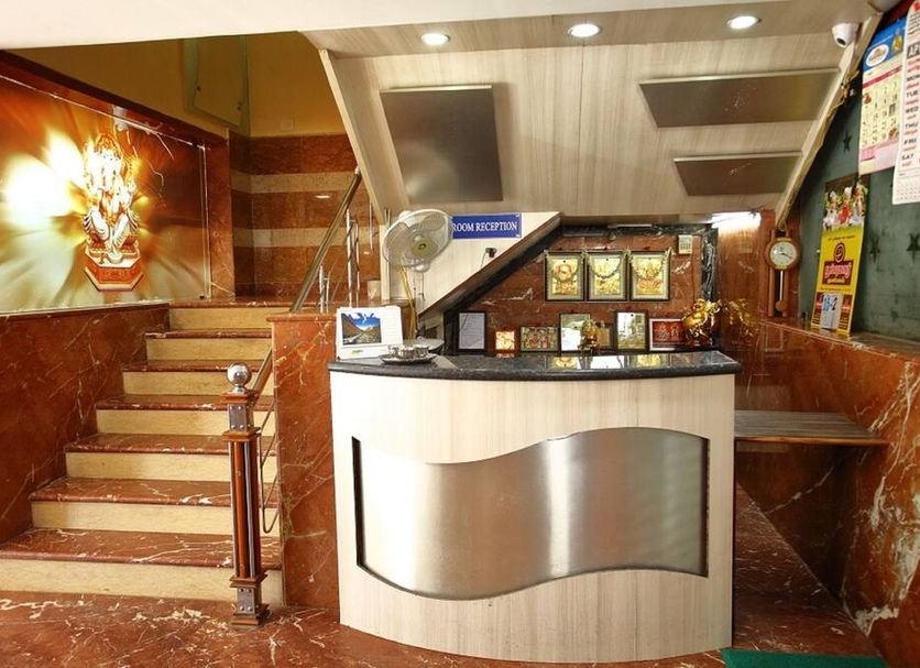 Front desk Photo