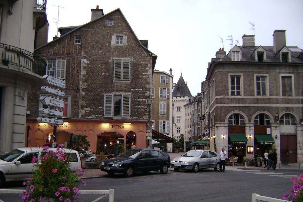 Outdoor view Photo