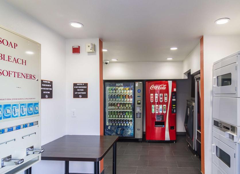 Shop Photo