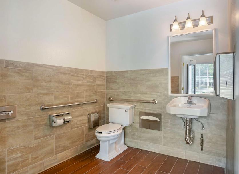 Bathroom Photo